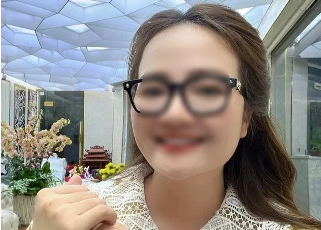 Tạm biệt Hoàng Hường