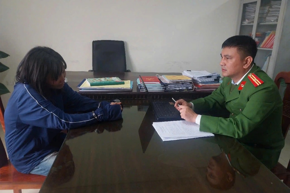 Thùy Linh bị b:.ắ:.t rồi