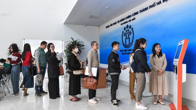 TIẾP TỤC TĂNG LƯƠNG HƯU THÊM 15%